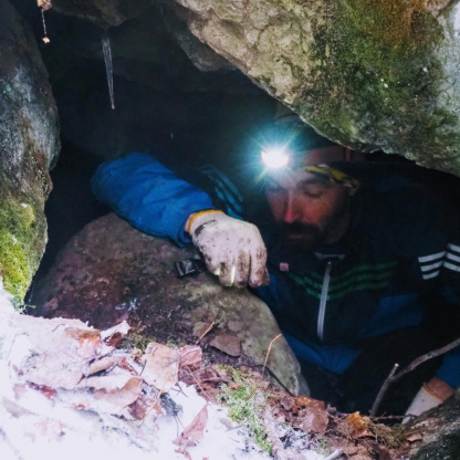 Малосалаирская пещера