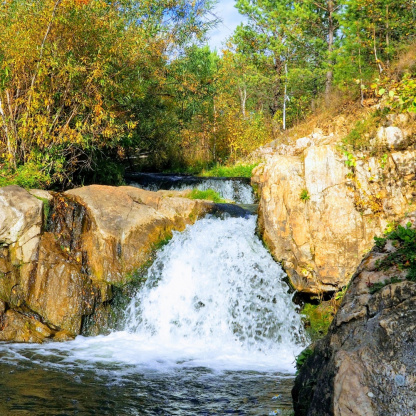 Каменушкинский водопад